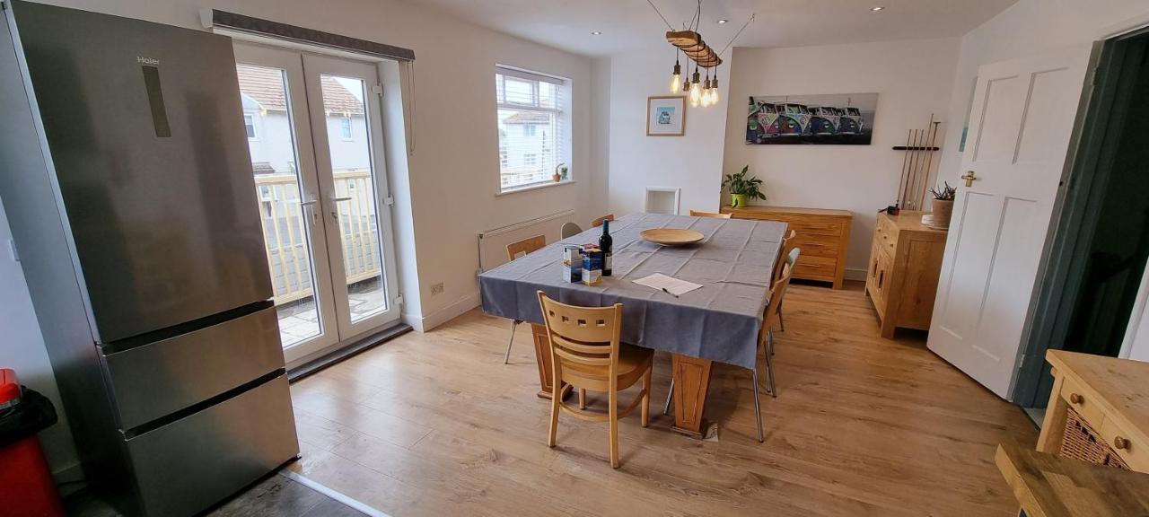 Hidden Gem Near The Beach With Pool Table New Quay Exterior foto